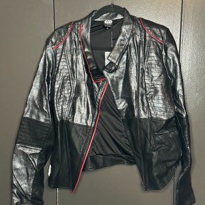 Her Universe Star Wars Phasma Jacket NWT